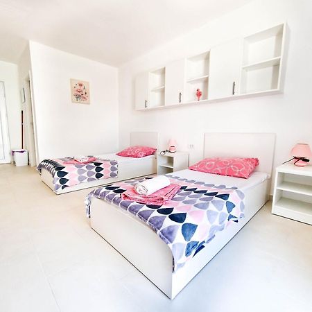 Apartamento Flip - Flop Novalja Exterior foto